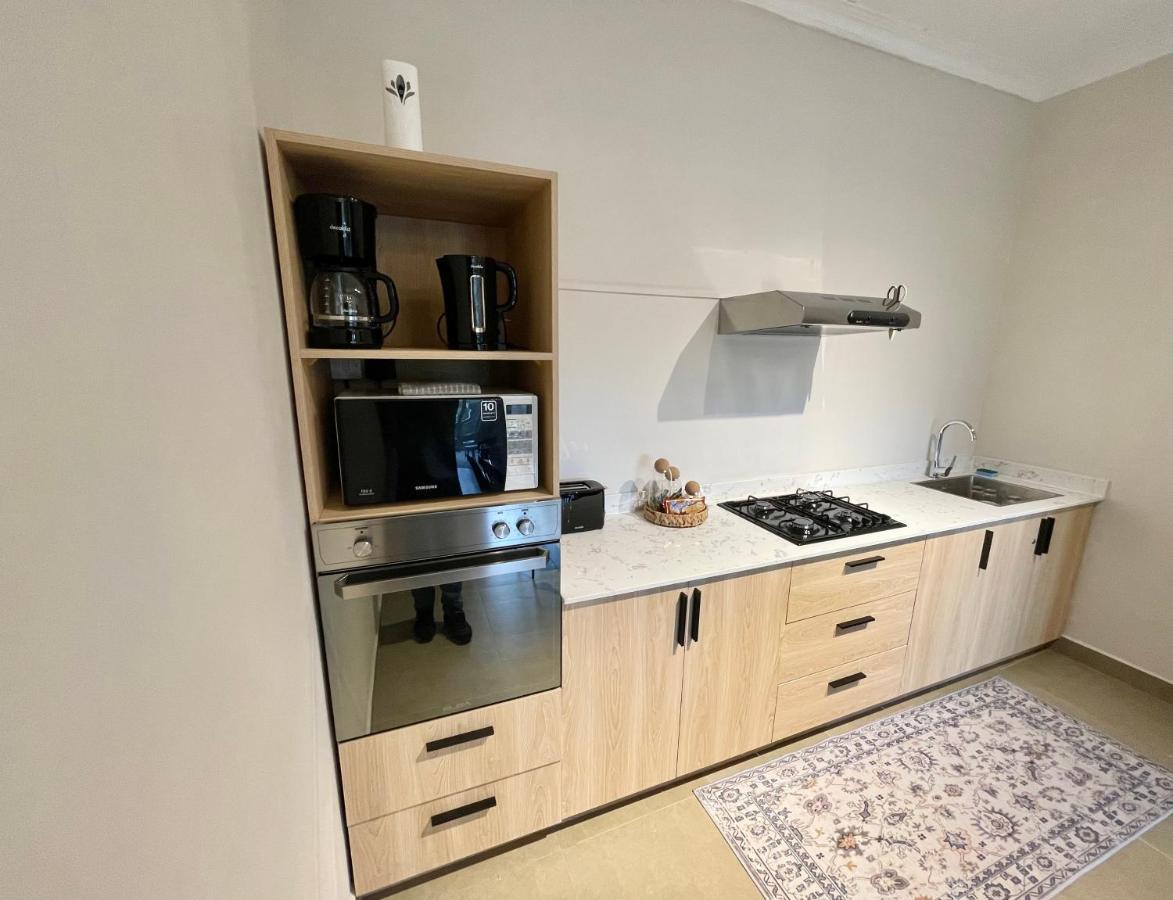 Pebble Bay Garden View F3 Apartment Гранд Байе Екстериор снимка