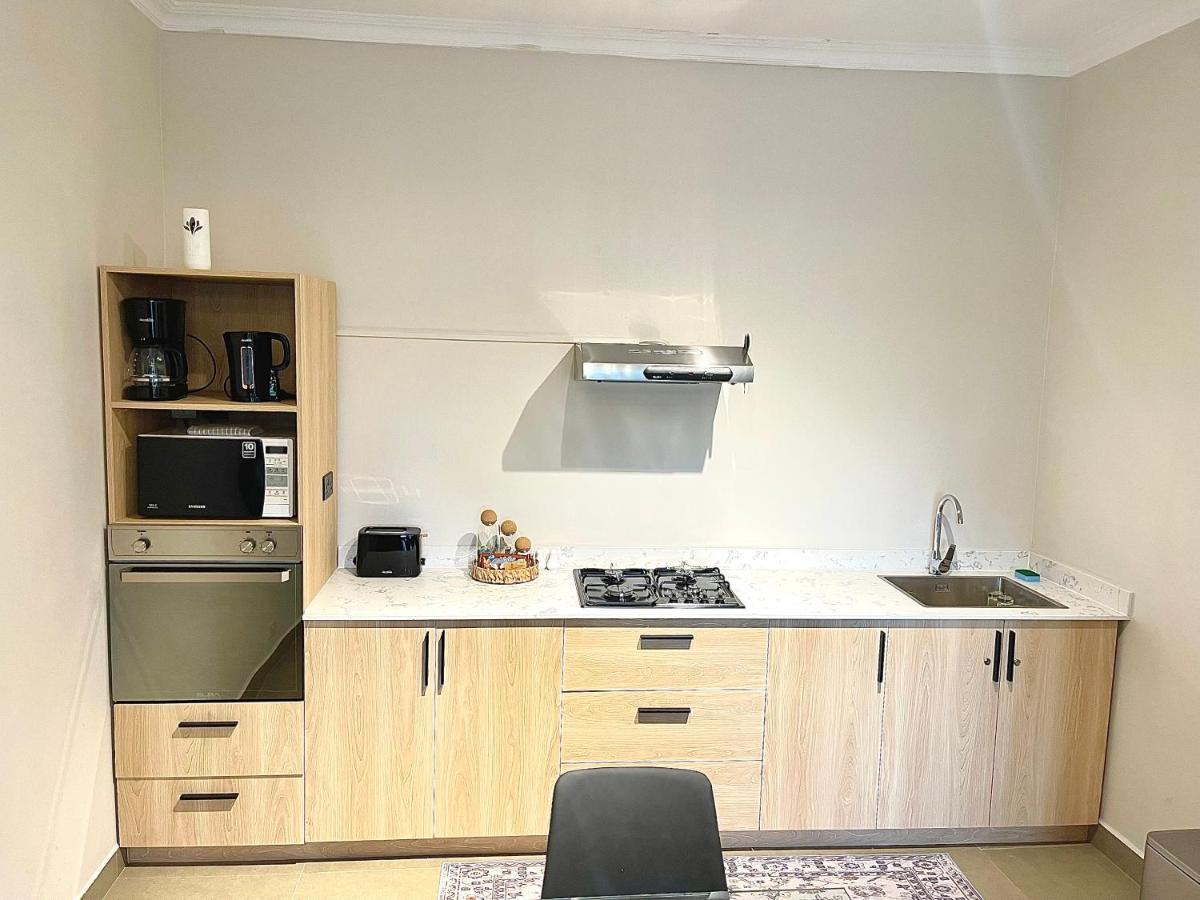 Pebble Bay Garden View F3 Apartment Гранд Байе Екстериор снимка