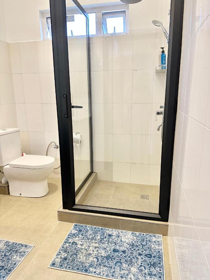 Pebble Bay Garden View F3 Apartment Гранд Байе Екстериор снимка